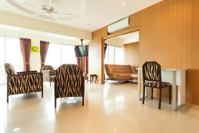 Galare Thong Tower Aparthotel Chiang Mai Exteriör bild