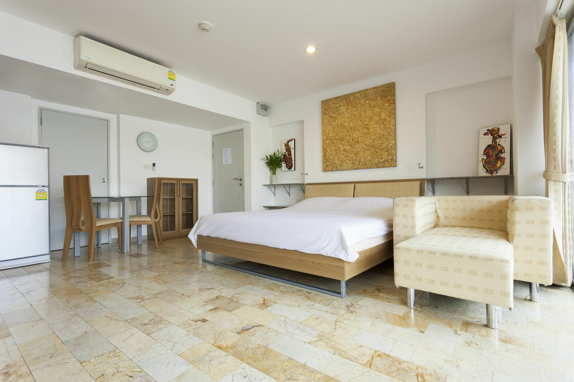Galare Thong Tower Aparthotel Chiang Mai Exteriör bild