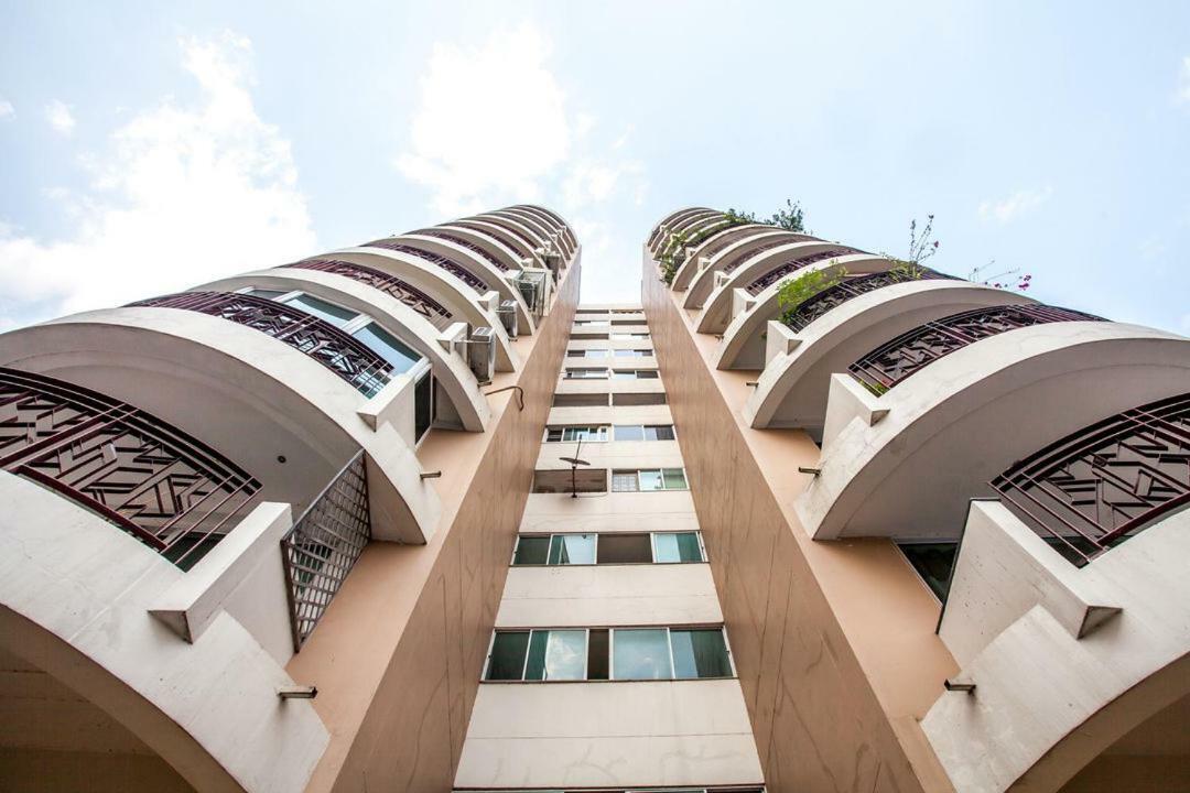 Galare Thong Tower Aparthotel Chiang Mai Exteriör bild