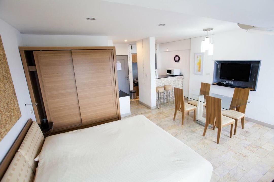 Galare Thong Tower Aparthotel Chiang Mai Exteriör bild