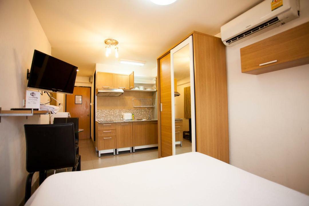 Galare Thong Tower Aparthotel Chiang Mai Exteriör bild