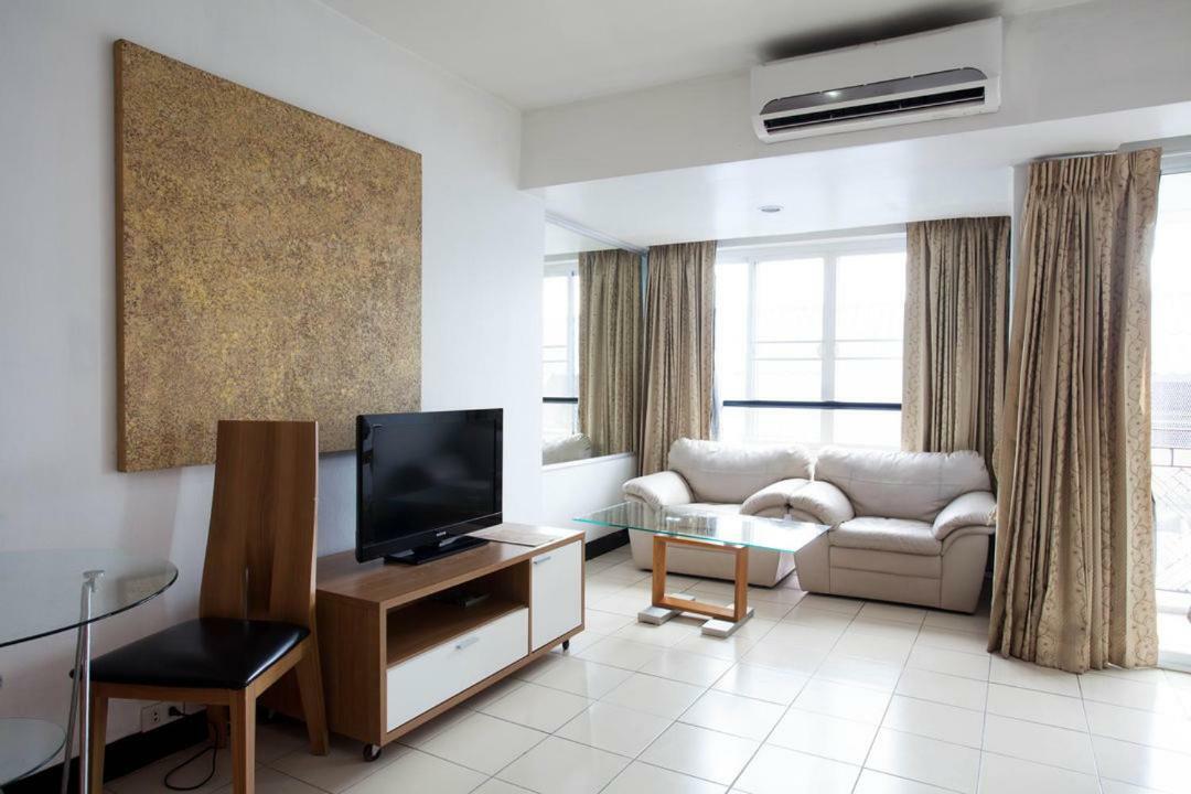 Galare Thong Tower Aparthotel Chiang Mai Exteriör bild