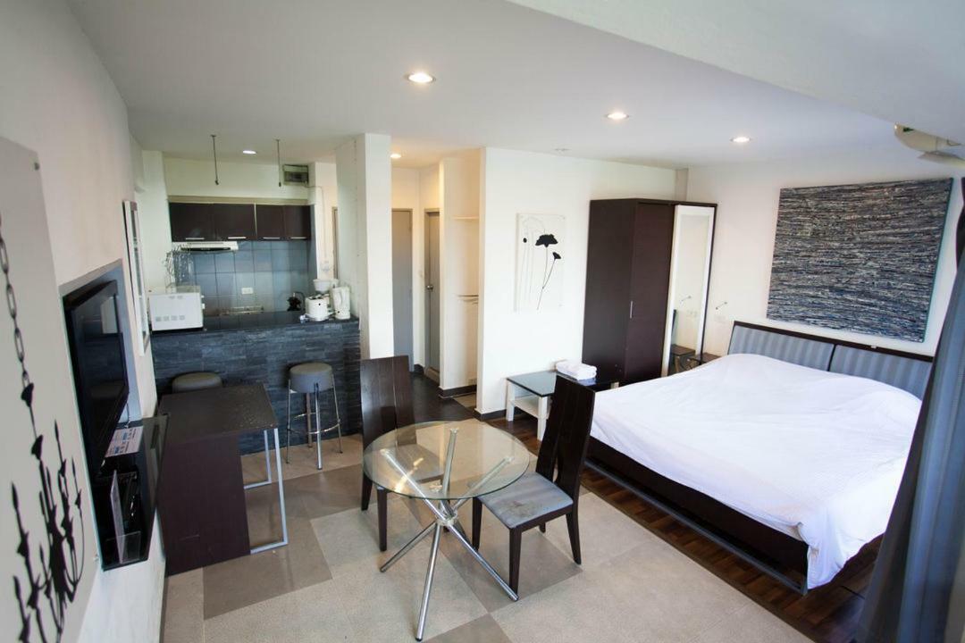 Galare Thong Tower Aparthotel Chiang Mai Exteriör bild