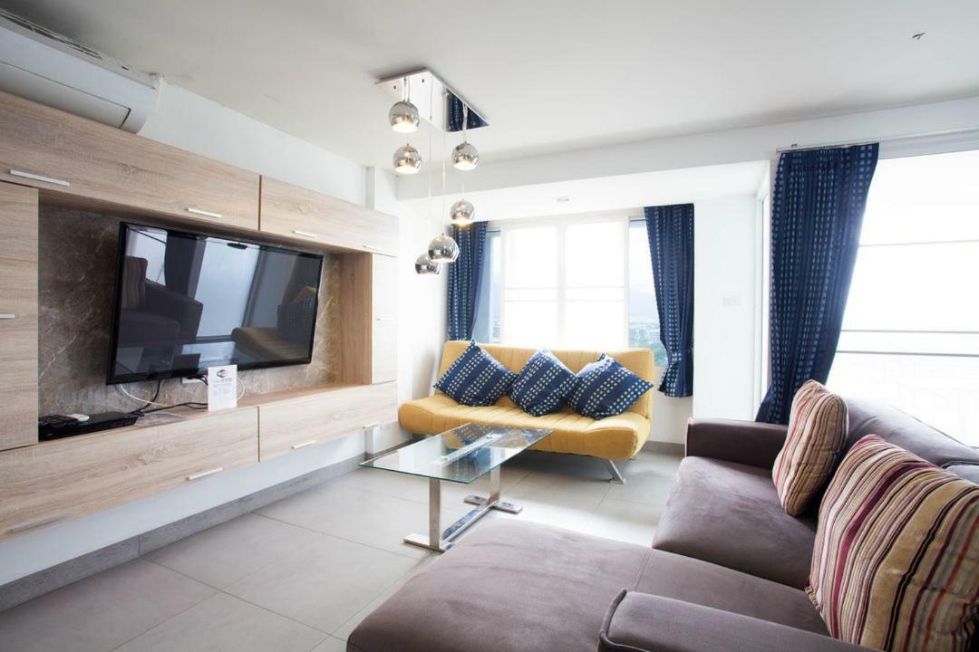 Galare Thong Tower Aparthotel Chiang Mai Exteriör bild