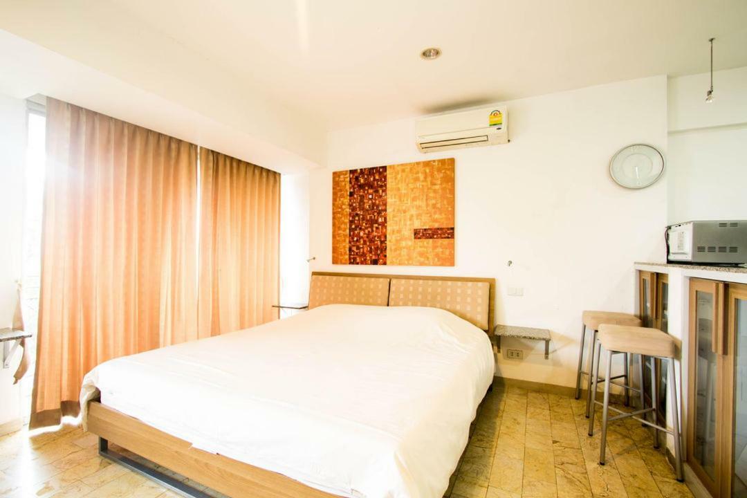 Galare Thong Tower Aparthotel Chiang Mai Exteriör bild